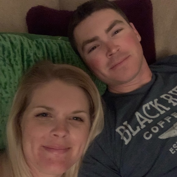 Meet your Posher, Carly - Picture 1 of 1